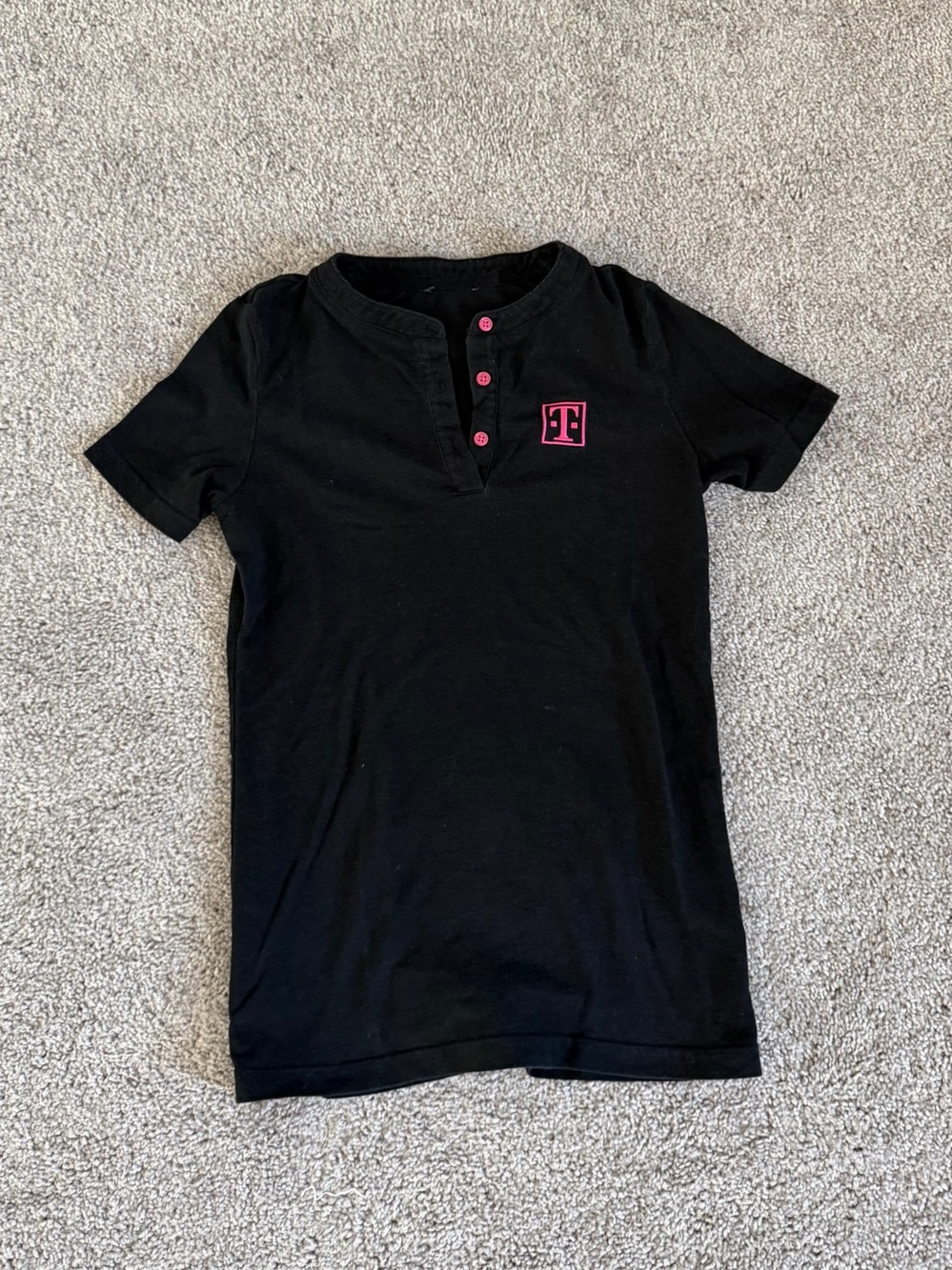 Tmobile tshirt - Picture 1 of 2